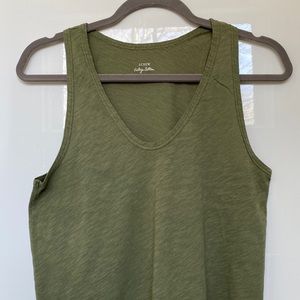 Size S j crew tank top